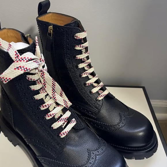 Gucci
Leather lace up boot - Picture 2 of 11